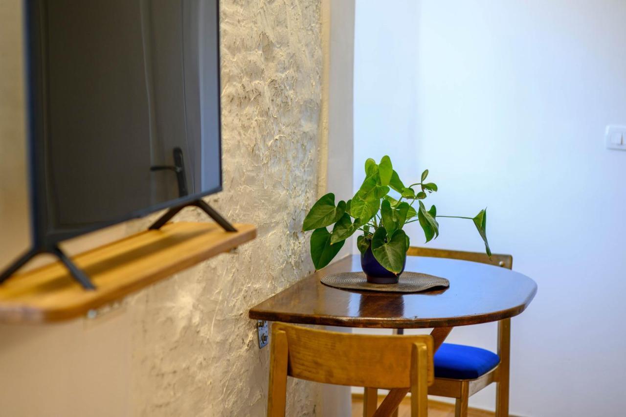On The Rock Apartments Sibenik Exterior photo